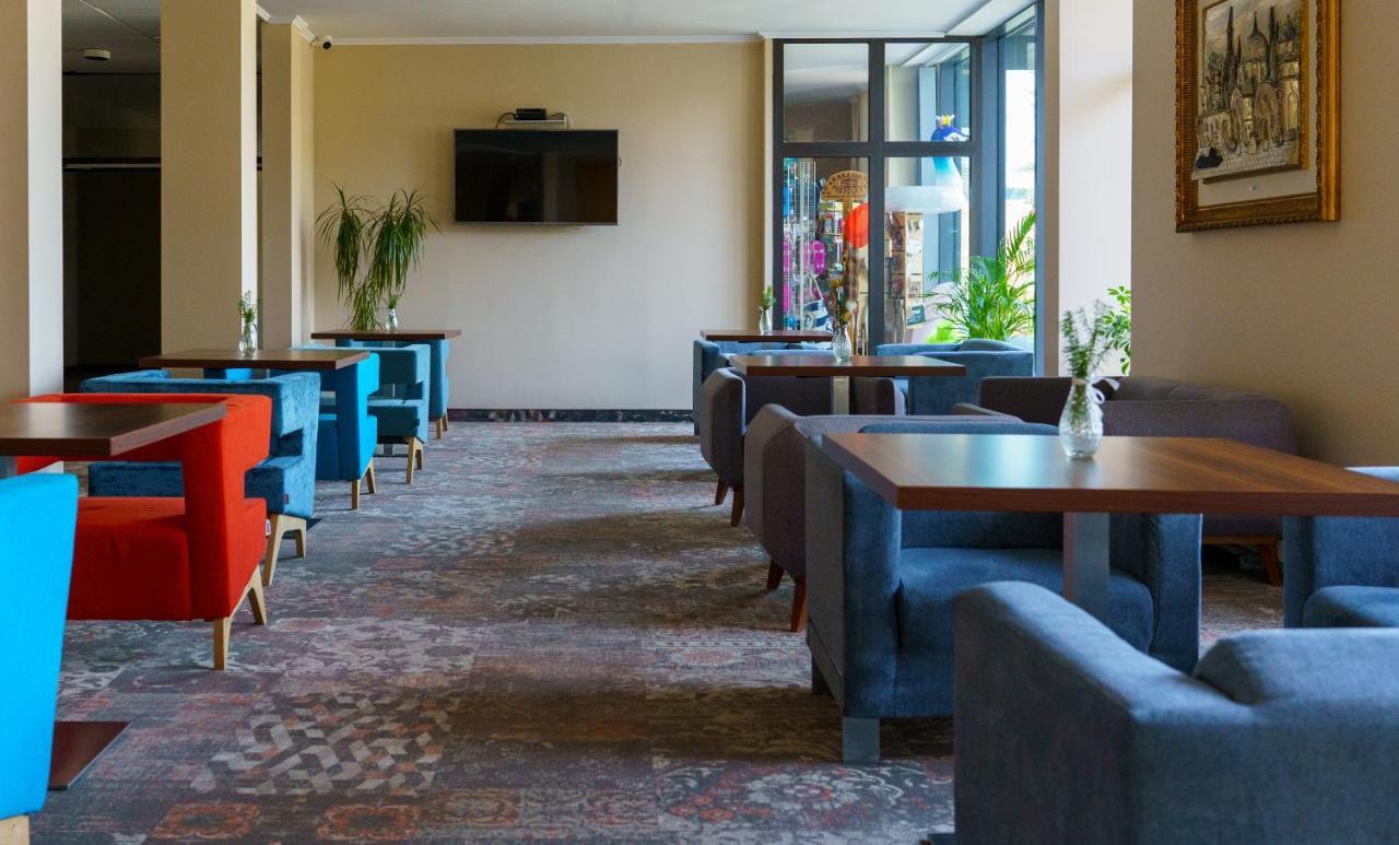 Hotel Mragowo Resort&Spa 外观 照片