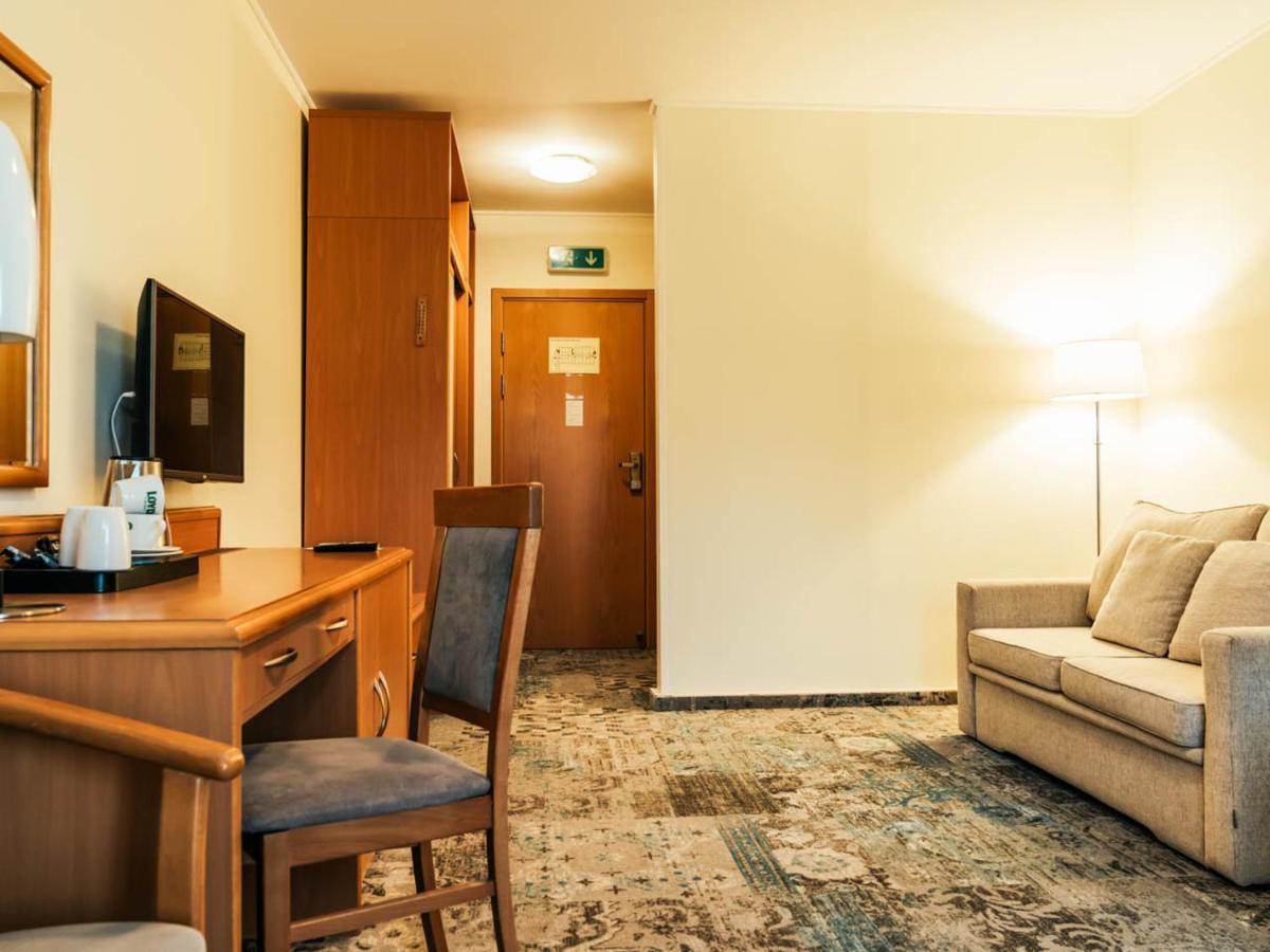 Hotel Mragowo Resort&Spa 外观 照片